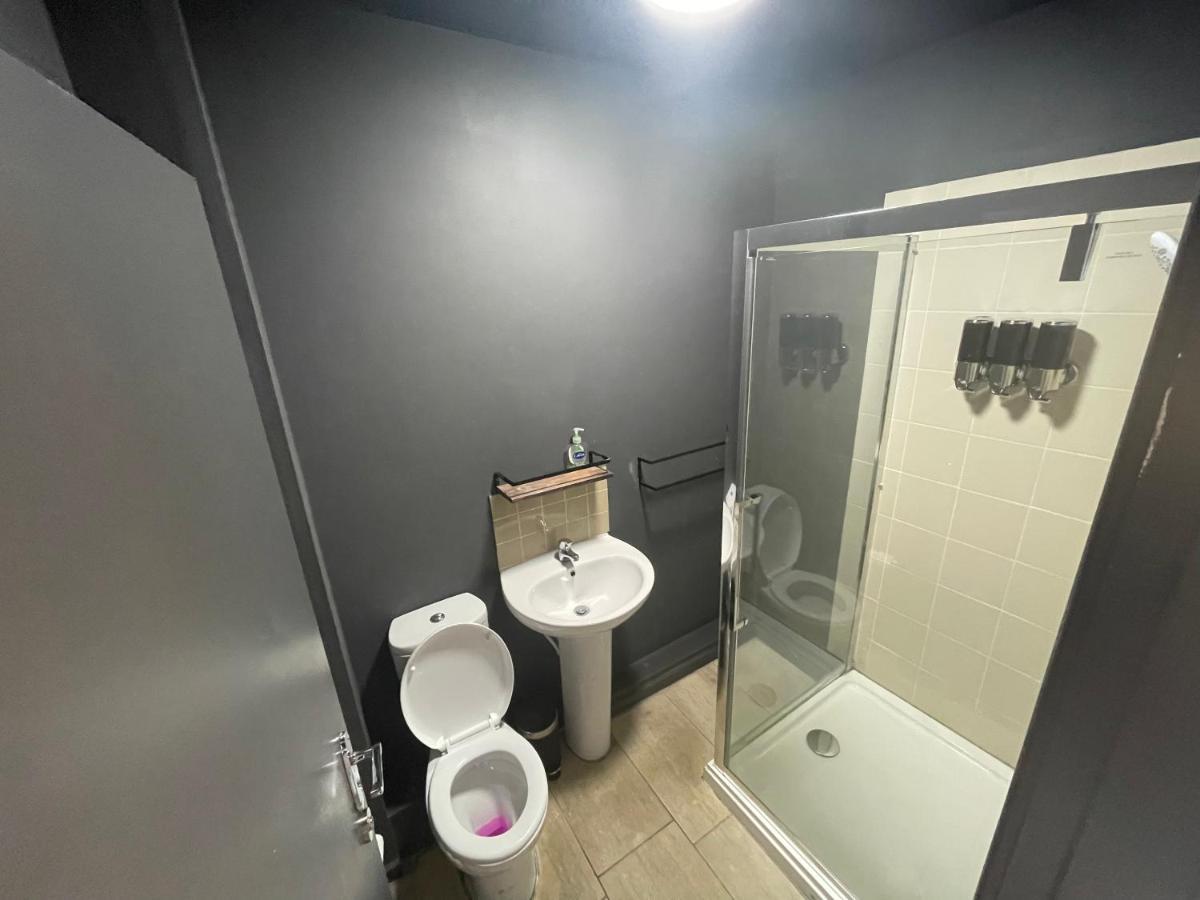 The Willow - Superb Spacious 3 Bed Room Apartment בלקפול מראה חיצוני תמונה